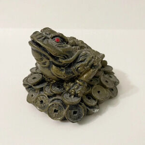 Chinese Feng Shui Resin Wealth  Lucky Money Frog Statue Figurine Chip